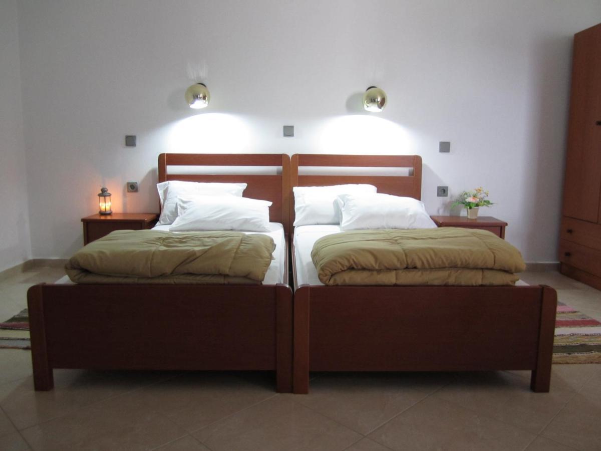 Tilos Fantasy Livadia  Habitación foto
